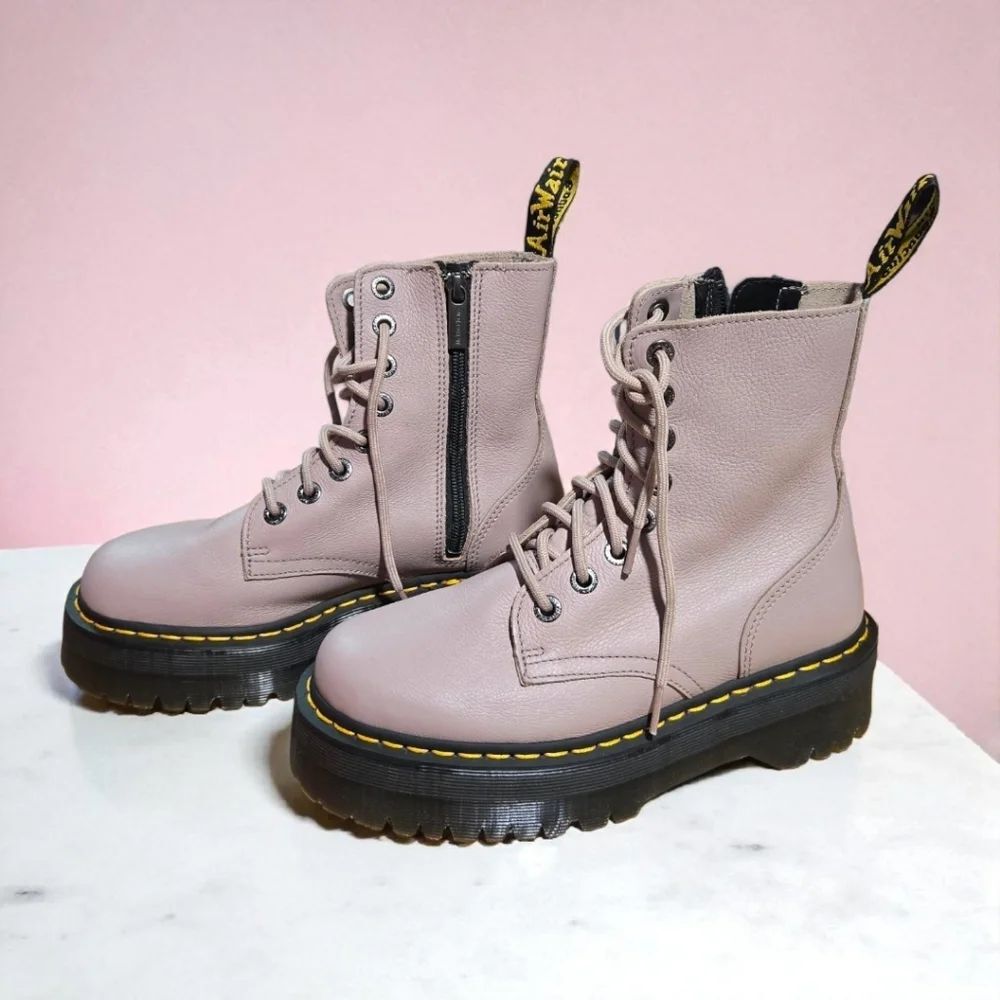 Dr. Martens Jadon III Pink Pisa Leather Platform Boots Side Zip Women’s 8 Docs